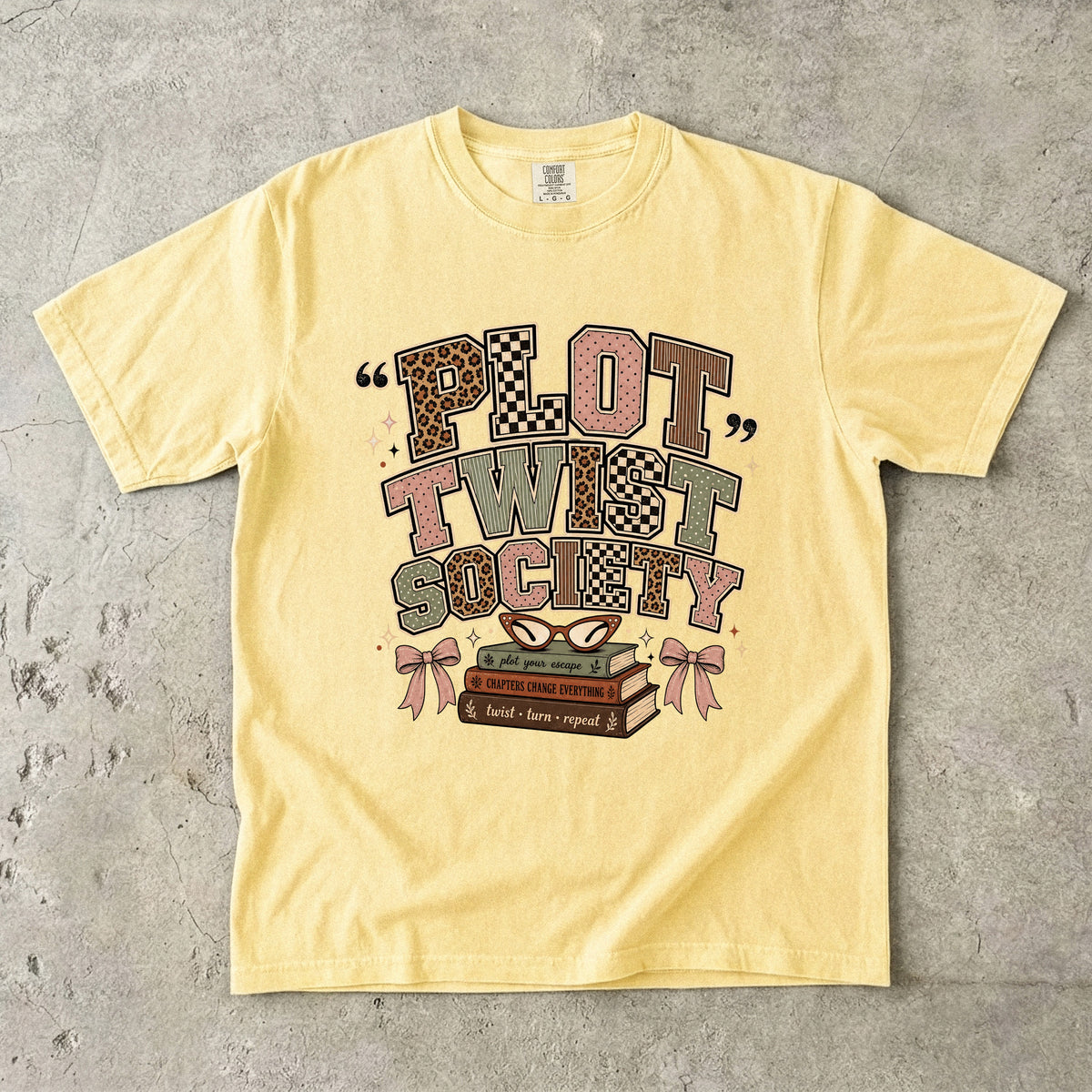 Plot Twist Society – Book Lover T-Shirt