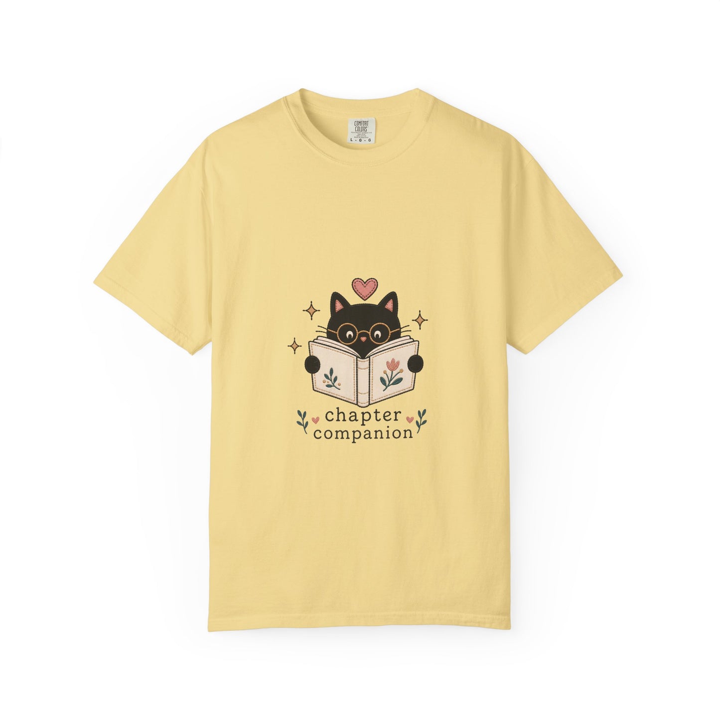 Chapter Companion – Cat Reading T-Shirt
