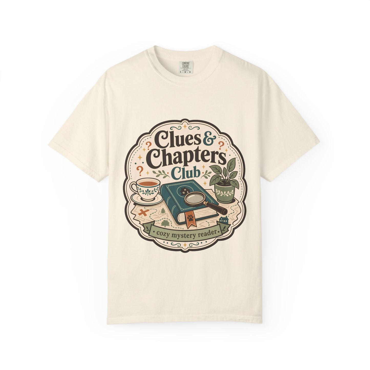 Clues & Chapters Club – Cozy Mystery Reader T-Shirt