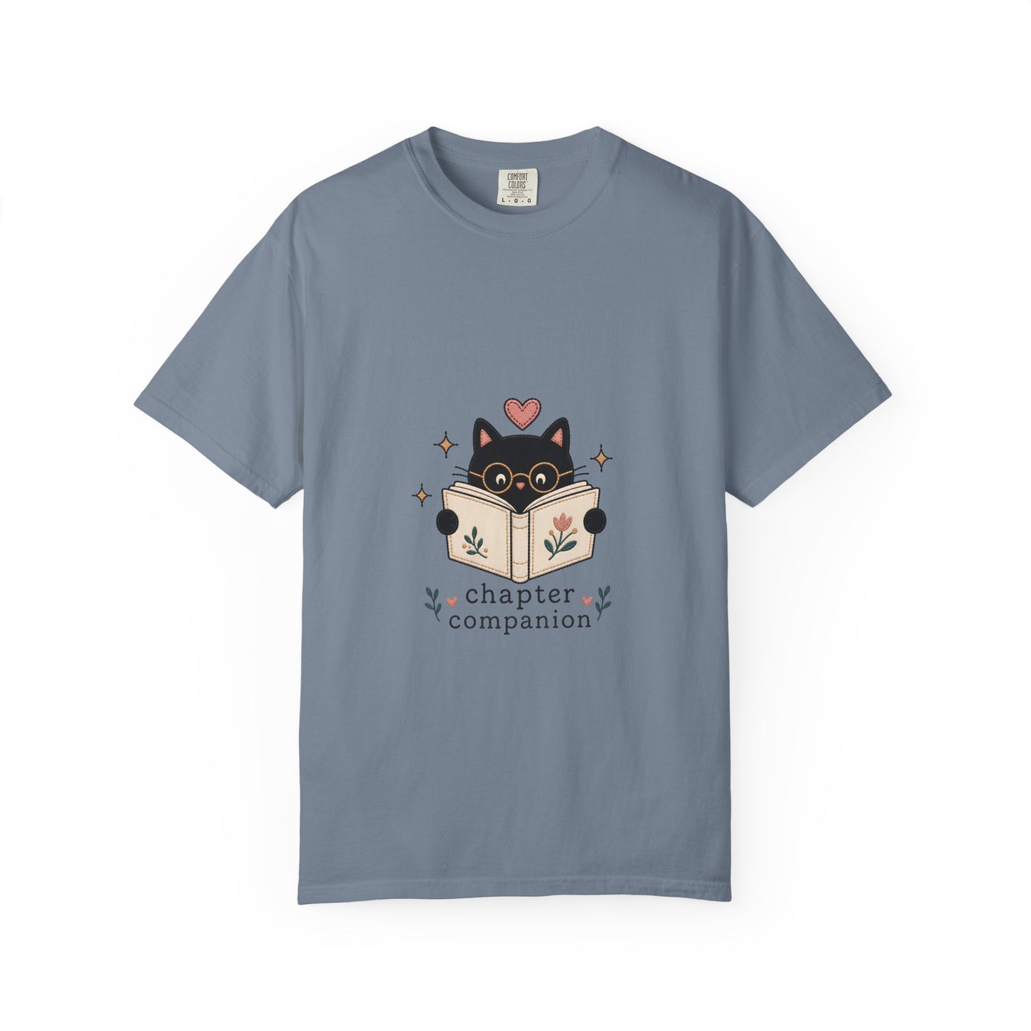 Chapter Companion – Cat Reading T-Shirt