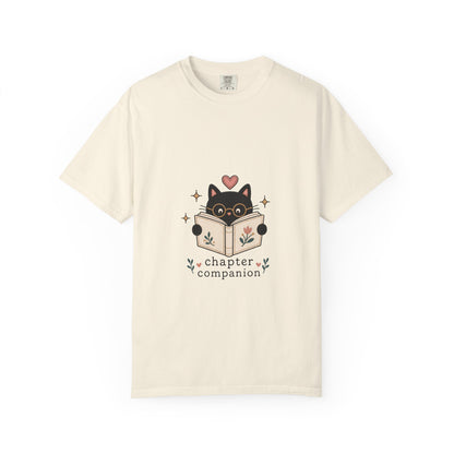 Chapter Companion – Cat Reading T-Shirt