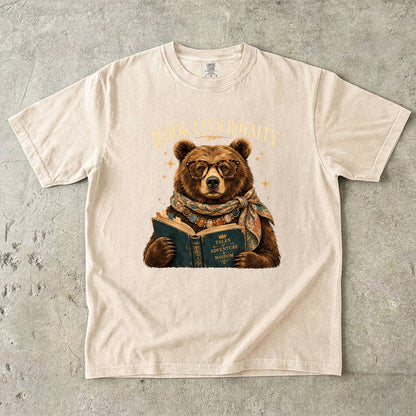 Ivory Comfort Colors book club T-shirt featuring a bespectacled bear reading a vintage book.